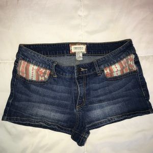 Forever 21 Premium Denim Shorts Size 27